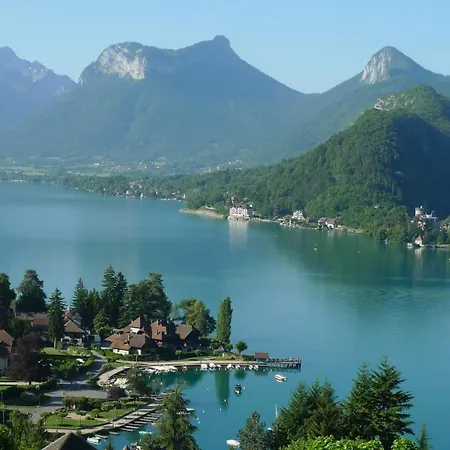 Avec Vue Splendide Sur Le D'annecy Chalet Talloires