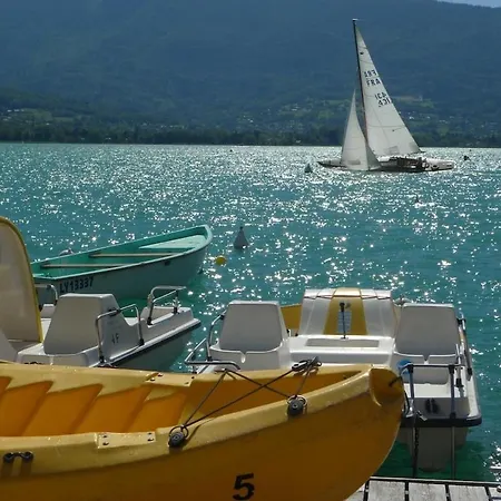 Avec Vue Splendide Sur Le D'annecy Chalet Talloires