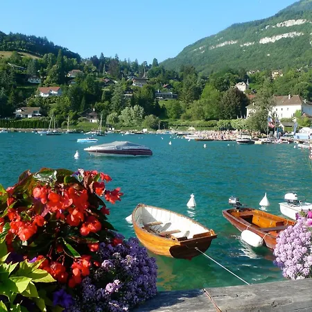 Chalet Avec Vue Splendide Sur Le D'annecy Talloires